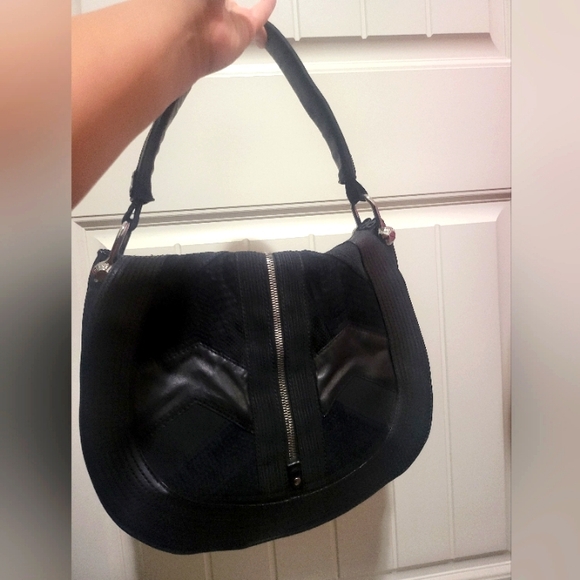 Versace bag - Picture 3 of 14